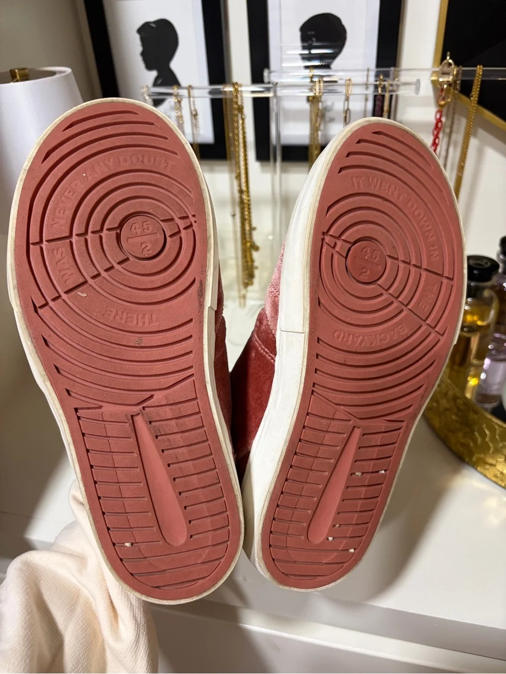 Jordan Low-Top Sneakers in Dusty Rose Velvet